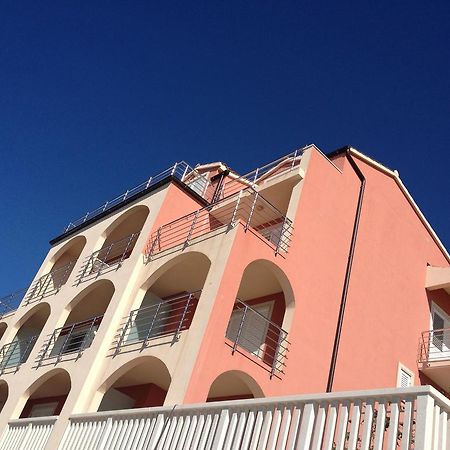 Apartments Villa Amalia Omiš Kültér fotó