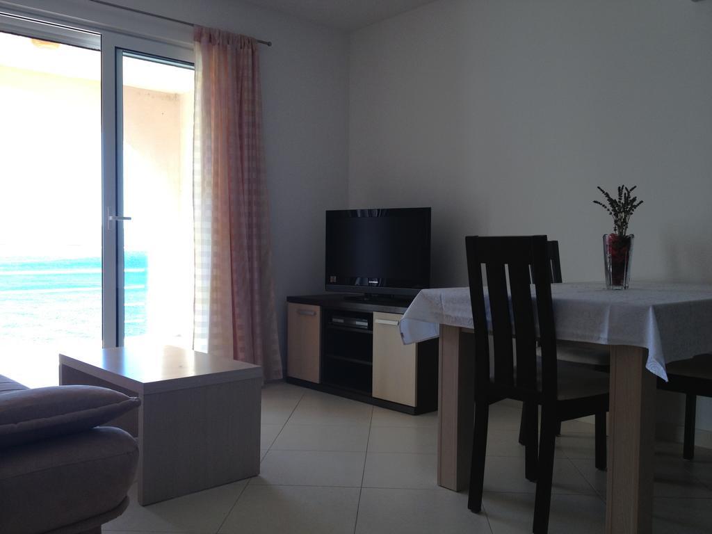 Apartments Villa Amalia Omiš Szoba fotó