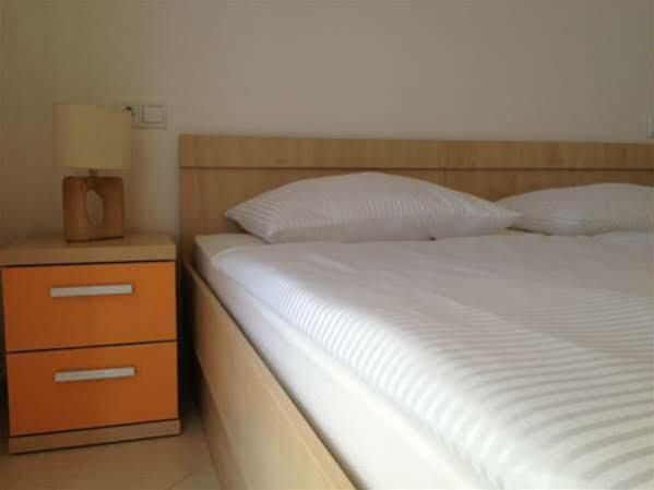 Apartments Villa Amalia Omiš Kültér fotó